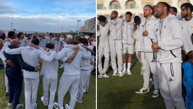Os jogadores adorando a Deus. (Foto: Reprodução/Instagram/Presence Revival)