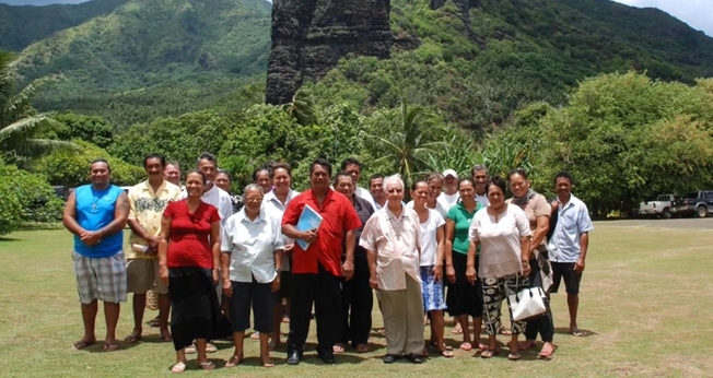 O povo das Ilhas Marquesas está aguardando a Bíblia completa em seu idioma. (Foto: YouTube United Bible Societies).
