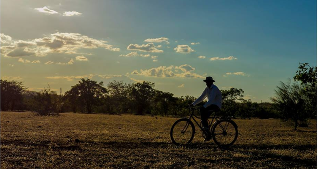 Pedalando no Sertão _ documentário
