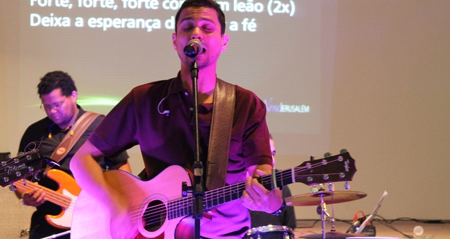 Fabiano Alves: "Jesus nos chama para o evangelho"