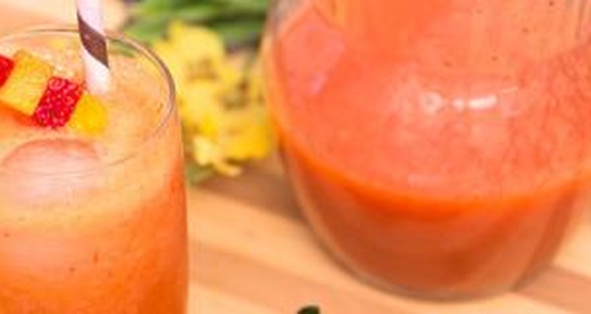 drink de morango com manga