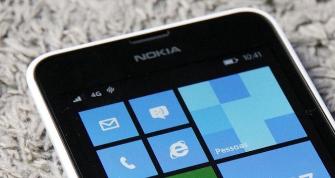 Detalhe da conectividade 4G no Lumia 635