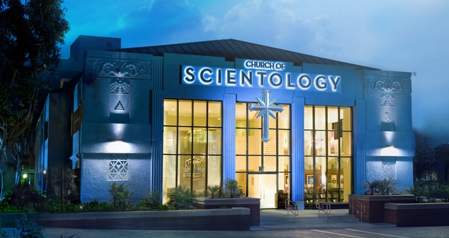 Pode parecer ficção científica, mas a Igreja da Cientologia é real.
