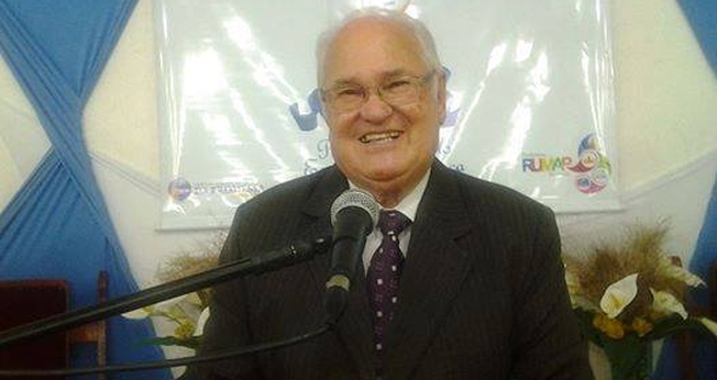 Pastor Miguel Correa