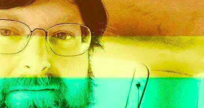 Foto coberta com as cores do arco-íris, criada pelo Facebook em comemoração ao Orgulho Gay.