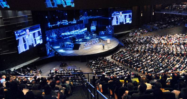  Com 22 anos de existência e idealizado em Chicago por Bill Hybels o Summit acontece em mais de 120 países e, no Brasil, há 12 anos. (Foto: Divulgação)