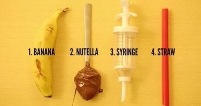 Banana recheada com Nutella