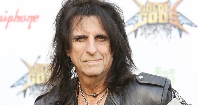 Alice Cooper retornou para o cristianismo durante os anos 80. (Foto: FilmMagic)