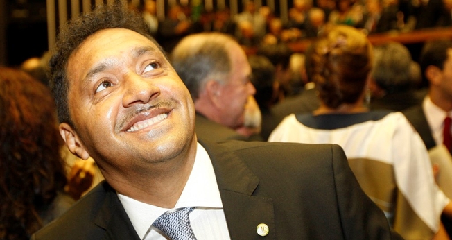 José Everardo, conhecido como Tiririca é deputado federal pelo PR - SP. 