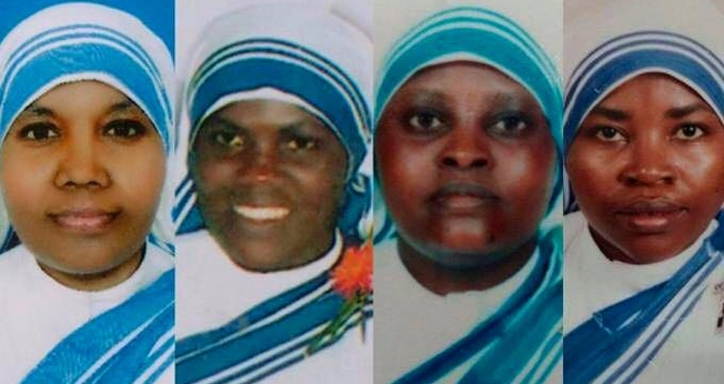 Da esquerda para a direita: Sras. Anselm, 59 anos, Regina, 33 anos, Judith, 41 anos, Marguerite, 44 anos. (Foto:  The Apostolic Vicariate of Southern Arabia.)