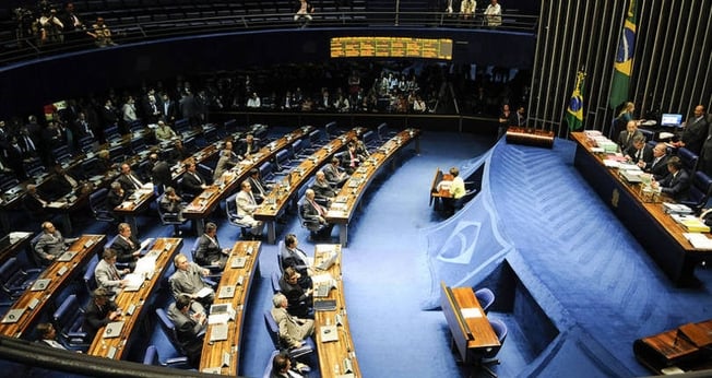 Senado durante sessão plenária, dirigida pelo presidente da Casa, Renan Calheiros. (Foto: Exame)