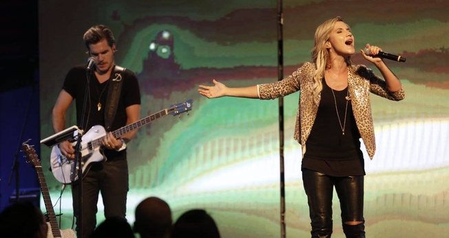 De acordo com a cantora, foram gravadas ao todo 10 canções. (Foto: Lagoinha).