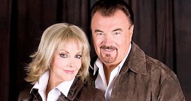 Pastora Carol Waisanen e seu marido, pastor Don. (Foto: Facebook)