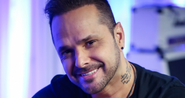 Tchelo compôs seu primeiro álbum gospel durante fase na clínica de recuperação. (Foto: Divulgação)