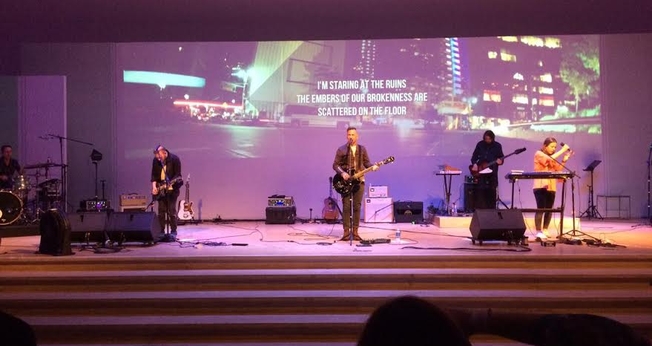 Martin Smith durante o encontro Som do Reino, em São Paulo. (Foto: Guiame/Mariana Ebenau)