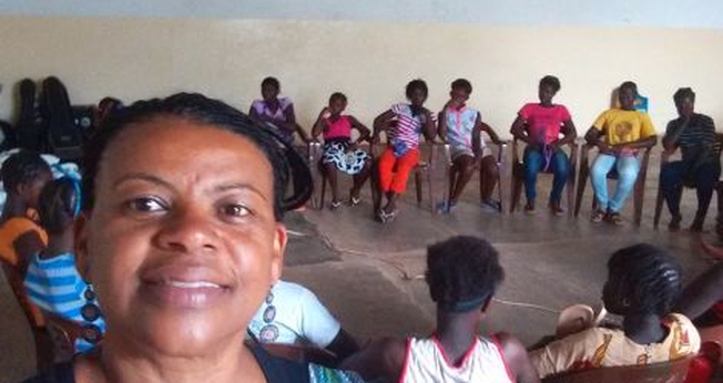 Rosenilda Assis foi enviada em 2015 e desde então tem realizado trabalhos com educação local. (Foto: JMM).