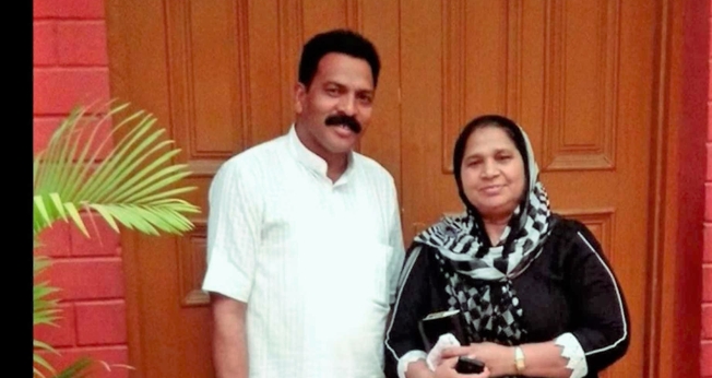 Pastor Sultan Masih (esquerda) foi assassinado após receber ameaças via redes sociais. (Foto: Daily Wire)