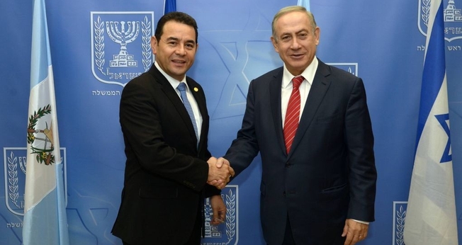 Presidente da Guatemala, Jimmy Morales (esquerda) e primeiro-ministro de Israel, Benjamin Netanyahu. (Foto: The Times of Israel)