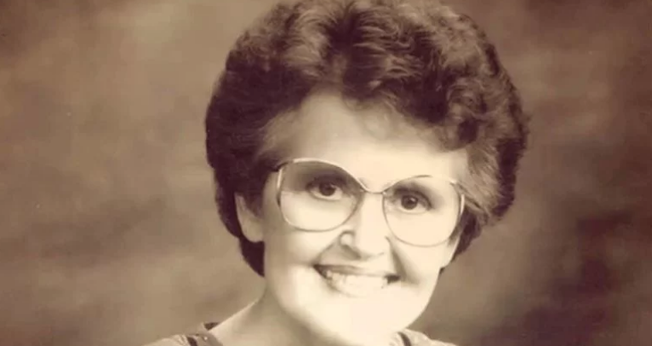 Del Delker morreu aos 93 anos, nos Estados Unidos. (Foto: Reprodução).