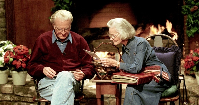 O evangelista passou 63 anos ao lado de sua esposa, Ruth Bell Graham. (Foto: Billy Graham Evangelistic Association)