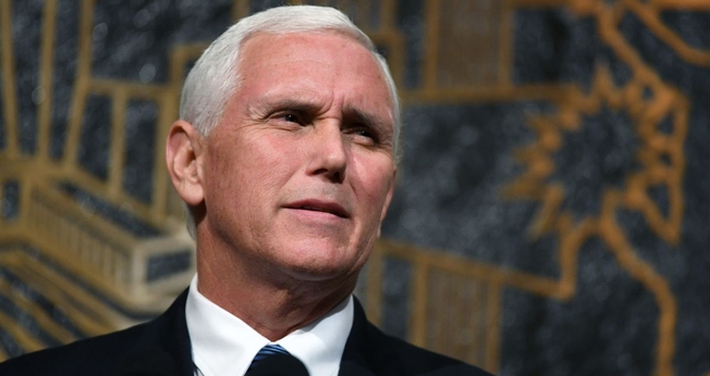 Mike Pence pretende trabalhar para o fim do aborto legalizado nos EUA. (Foto: Getty Images/Ethan Miller)