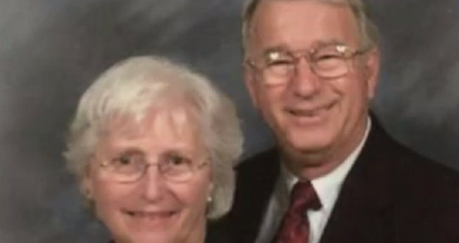 O pastor John Alford sobreviveu com graves ferimentos, mas não conseguiu resgatar sua esposa. (Foto: Reprodução).