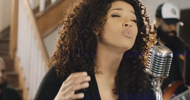 A canção foi composta pela própria cantora. (Foto: Reprodução).