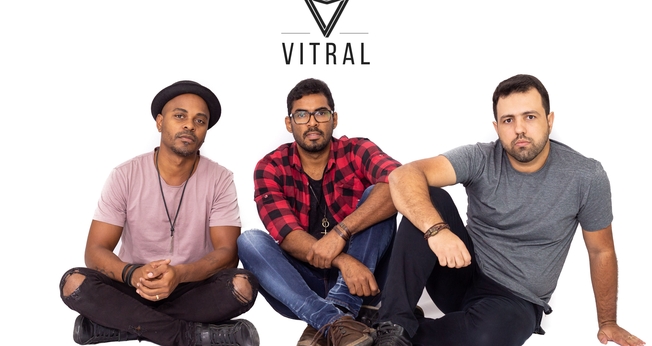 A banda de pop rock foi formada em Vitória (ES), em 2012. (Foto: Divulgação).