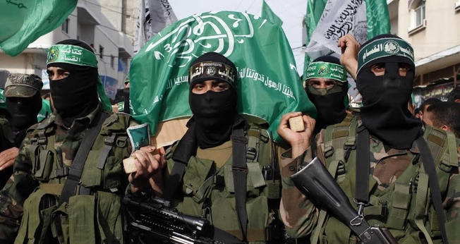 O terrorismo é uma prática financiada pela própria Autoridade Palestina para atacar Israel. (Foto: Medium)