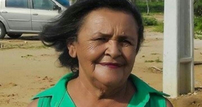 Dona Francisca, 74 anos, teve a vida transformada pelo Evangelho. (Foto: Upgrade Missões)