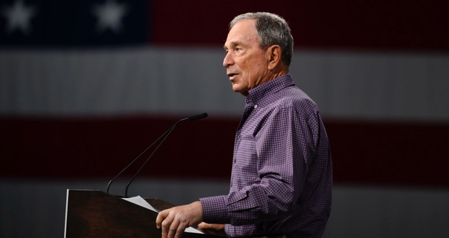 Michael Bloomberg é um bilionário que está se candidatando à presidência dos EUA. (Foto: Getty Images/Stephen Maturen/Stringer)