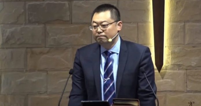 Pastor Wang Yi foi presos sob falsas acusações de "subversão do poder do Estado". (Imagem: Youtube / Reprodução)
