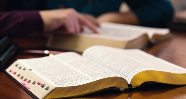 A Igreja Harvest tem muitos grupos de membros que se reúnem para estudos bíblicos nas casas. (Foto: CBN.com)