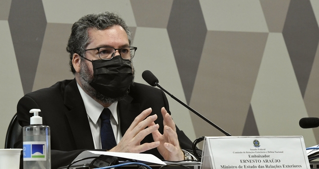 Chanceler Ernesto Araújo em pronunciamento no Senado. (Foto: Edilson Rodrigues/Agência Senado)
