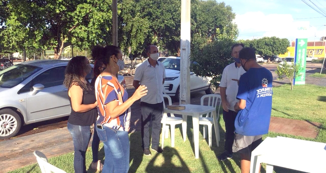 O projeto lançado hoje (1) vai oferecer suporte espiritual e emocional a familiares de pacientes internados com Covid-19 em quatro hospitais em Rondonópolis no Mato Grosso. A Iniciativa é da Associação dos Ministros do Evangelho da cidade e também vai ate