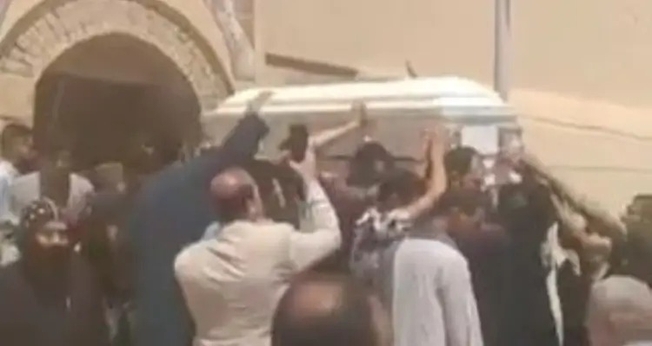 A morte injustificada do cristão Fady deixou sua família inconsolável. (Foto representativa: Portas Abertas)