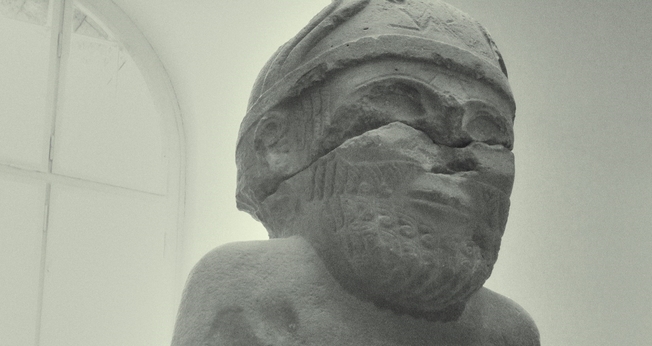 (Foto: Unsplash/Girl with red hat)