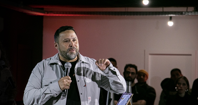 Ivan Roman na Zion Church Lisboa. (Foto: Guiame/Marcos Paulo Corrêa)
