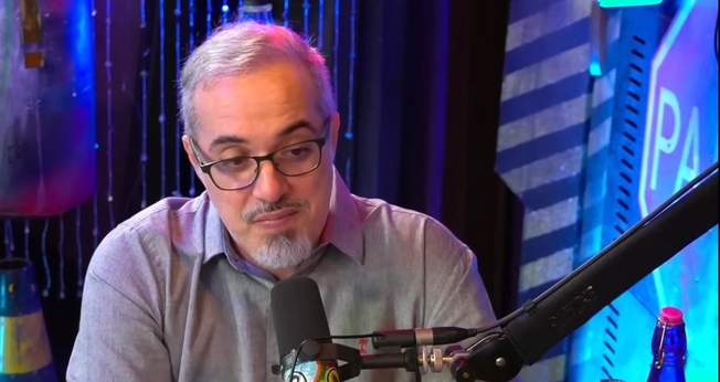 Daniel Lopez. (Captura de tela: YouTube/Cortes do Inteligência [OFICIAL])