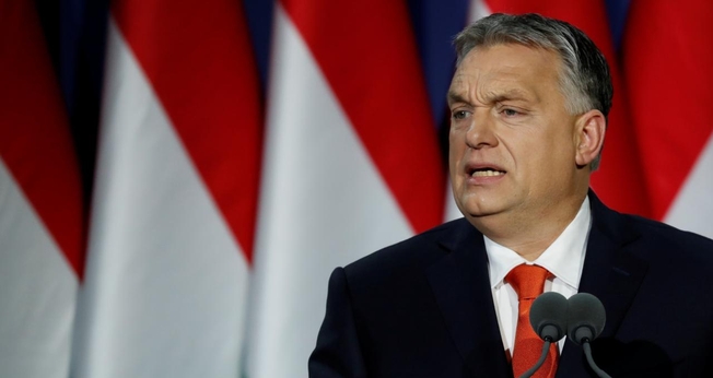 O primeiro-ministro húngaro, Viktor Orban, discursa em Budapeste, na Hungria. (Foto: Reuters/Bernadett Szabo)