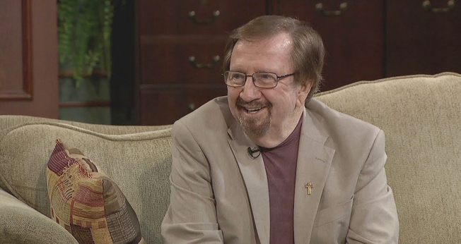 Depois de Eddie Donnally ter a vida transformada por Deus e se aposentar do jóquei, ele se tornou capelão. (Foto: CTN)