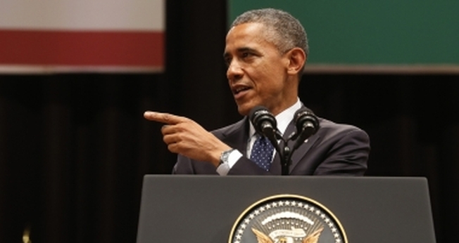 Barack Obama falando sobre liberdade religiosa em discurso na Câmara Muncipal de Nova Déli