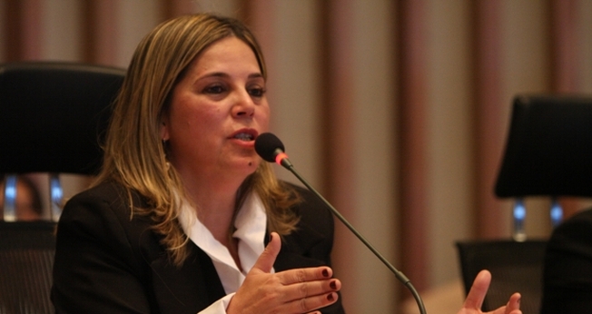 Marisa Lobo é psicóloga cristã, especializada em Direitos Humanos e tem militado em favor dos direitos da família, posicionando-se contra o aborto e a legalização de drogas.