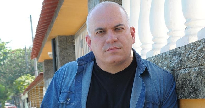 O ator Sandro Rocha, que é evangélico, abriu um canal de evangelismo no Youtube e se tornou um pregador da Palavra de Deus.