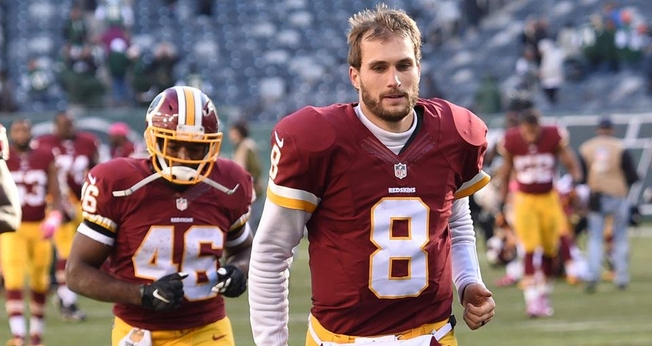 Kirk Cousins atua na equipe Washington Redskins na Liga Nacional de Futebol Americano. (Foto: Reprodução)