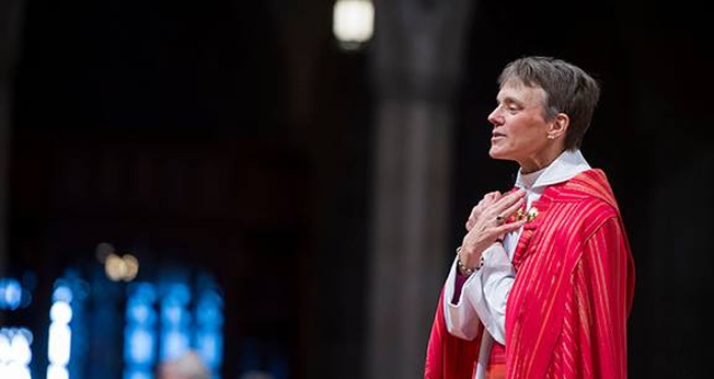 Mariann Edgar Budde, bispa da Diocese Episcopal de Washington. (Foto: Lisa Helfert/Episcopal Diocese of Washington)