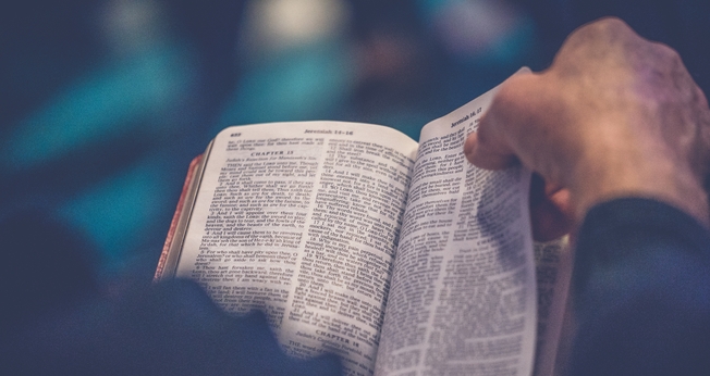 Desde os anos 2.000, milhares de muçulmanos argelinos depositaram sua fé em Cristo. (Foto: Reprodução/Unsplash) 