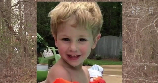 Casey Hathaway, de 3 anos, foi encontrado em floresta em temperatura abaixo de zero grau. (Foto: Reprodução/ABC)