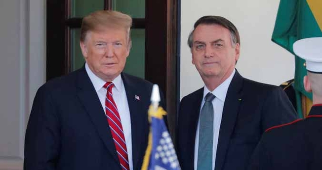 Presidente do Brasil, Jair Bolsonaro, e presidente dos EUA, Donald Trump, na Casa Branca. (Foto: Brendan Smialowski/AFP)