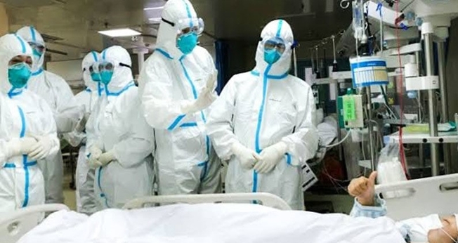 Médicos lutam contra o Covid-19. (Foto: Reprodução/Facebook)